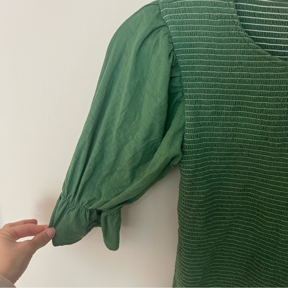 NATION LTD Bardot Gathered Sleeve Tee In Fern Green Smocked Size Small - Picture 5 of 8